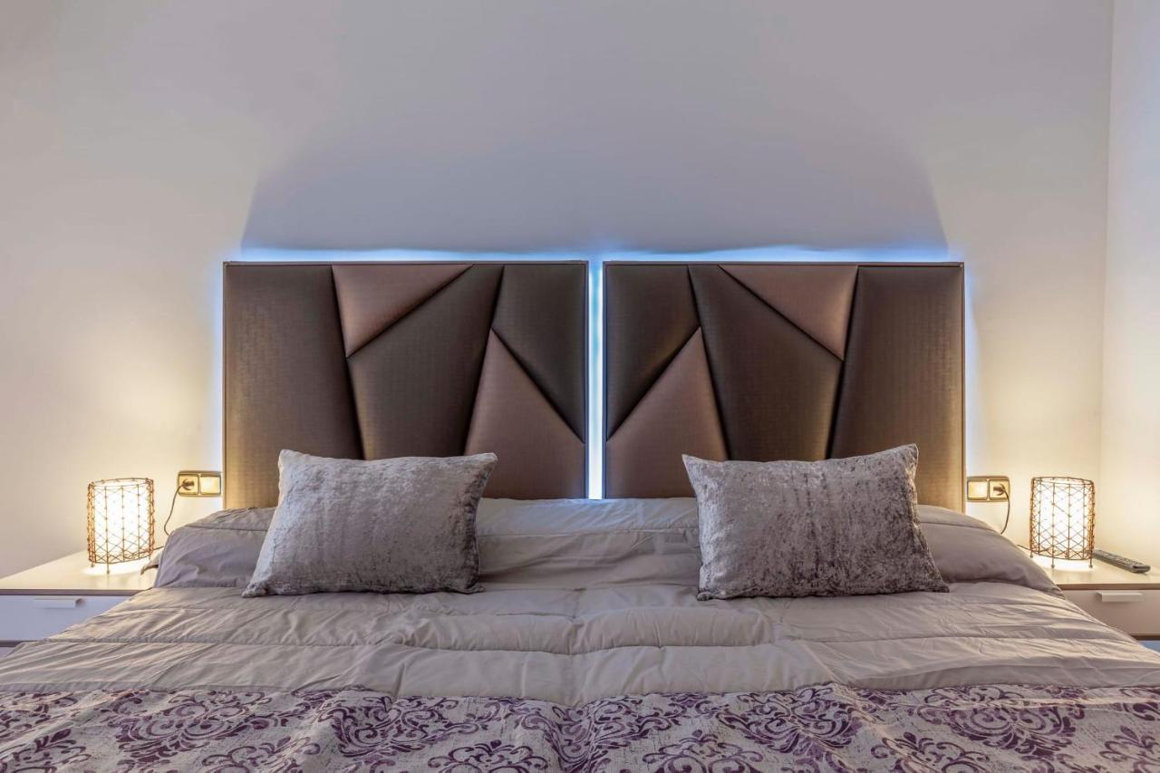 Apartamento Mariana Pineda Centro กรานาดา ภายนอก รูปภาพ